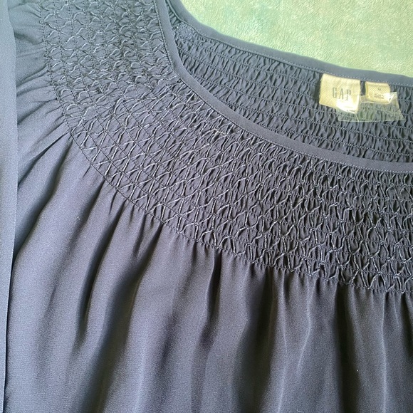 GAP Navy Blouse Top Size M - Picture 4 of 5